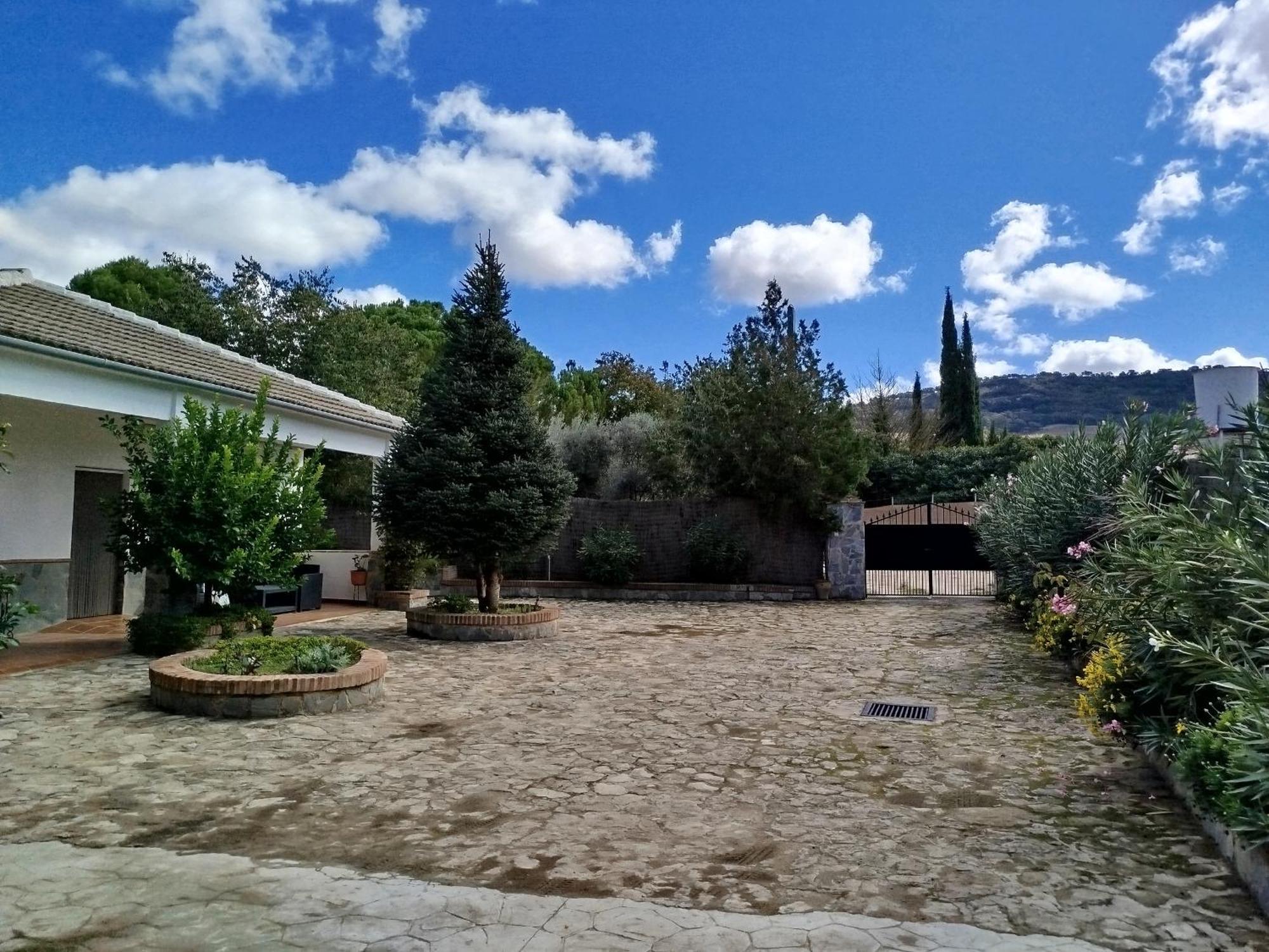 Casa Rural La Maestra Ронда Экстерьер фото
